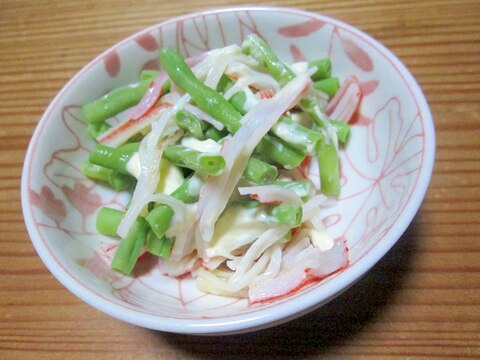 お子様も食べれる♪十六ささげとかにかまの和え物